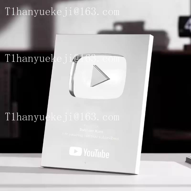 Özelleştirilmiş YouTube Oynat  - Esports Gaming Trophy incelemesi ve fiyatı